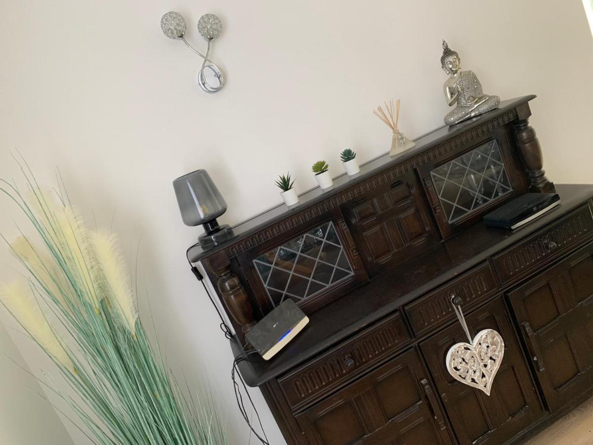 Shore Lodge. 4 Bed Bungalow Only Mtrs From The Beach. Sleeps 8 Sutton-on-Sea Luaran gambar