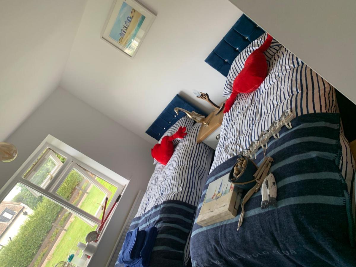 Shore Lodge. 4 Bed Bungalow Only Mtrs From The Beach. Sleeps 8 Sutton-on-Sea Luaran gambar